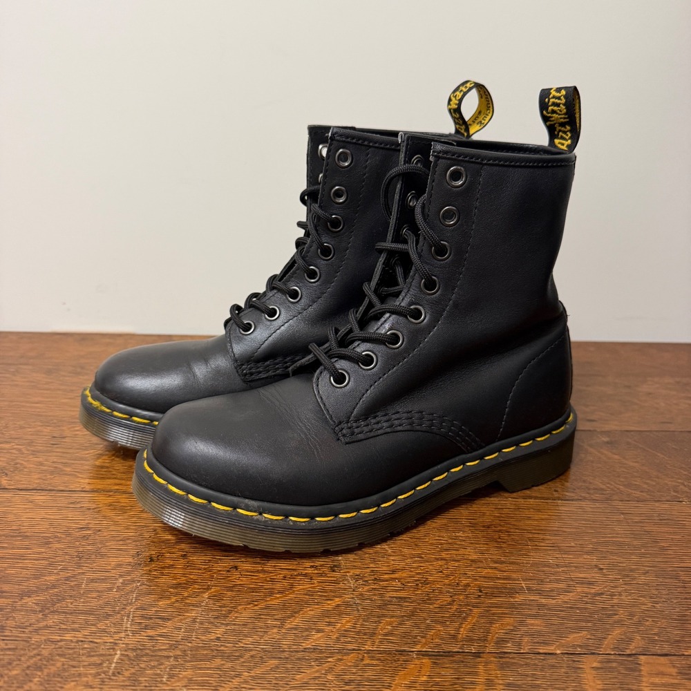 Dr. Martens 1460 Nappa Leather Air Wear 8-Eye Boots Black US Women 6 Men 5 EU 37